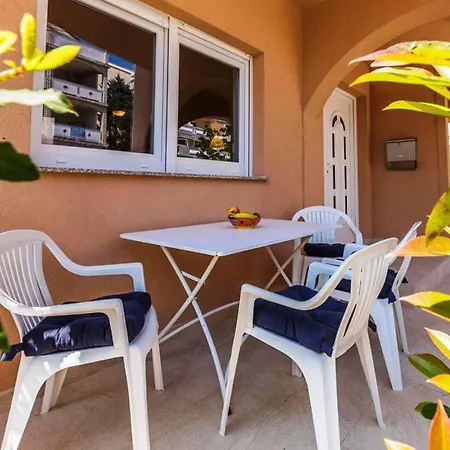 Apartment Studioaparmtent Maria With Pool Sv.petar A3 Studio 2 1